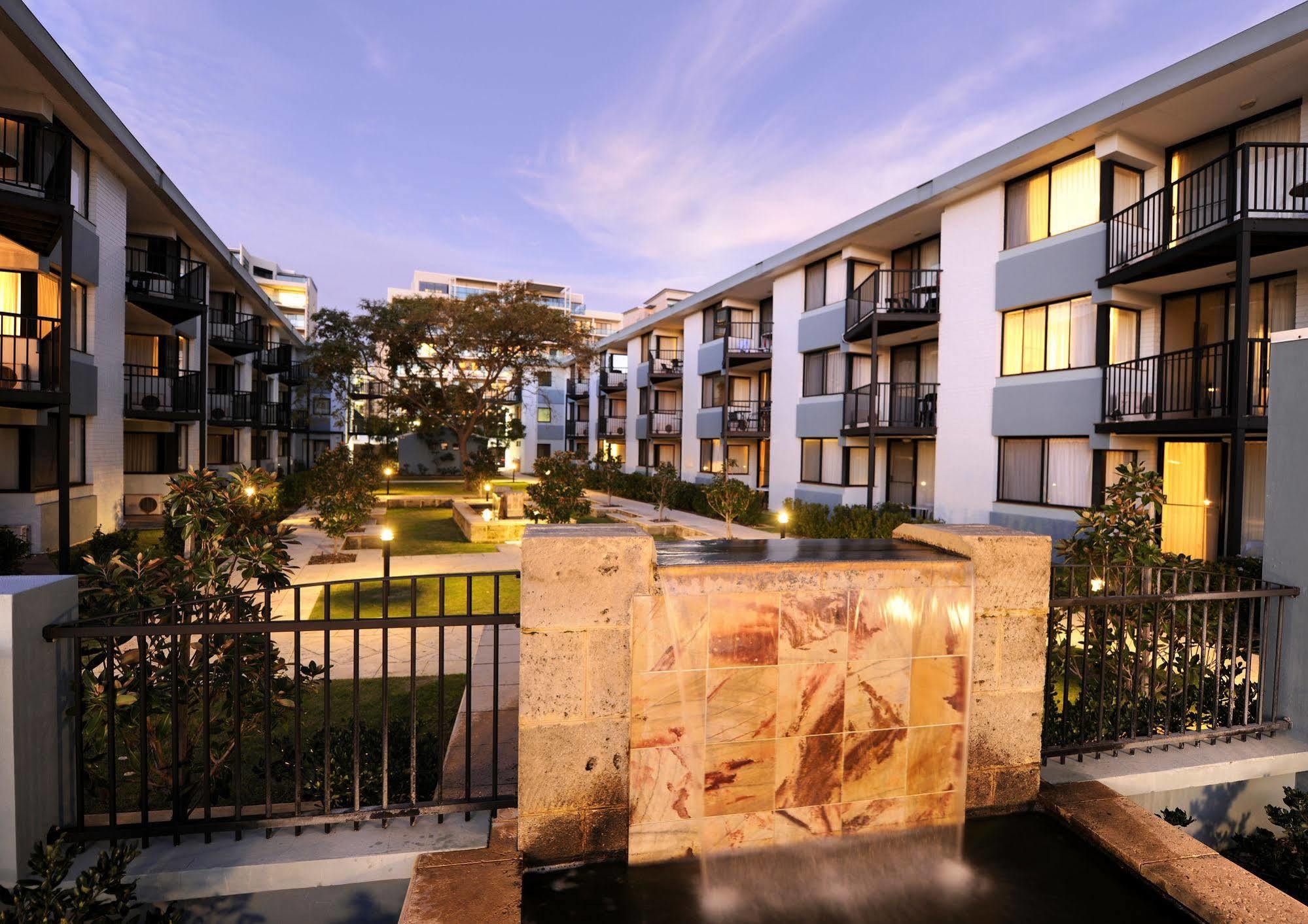 Lodestar Waterside Apartments 珀斯 外观 照片