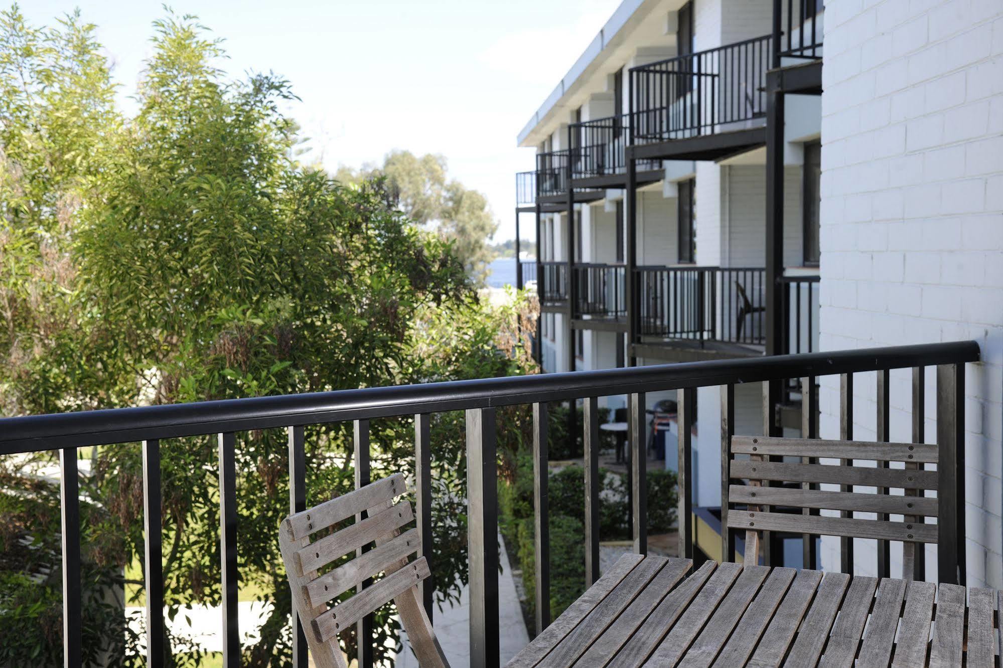Lodestar Waterside Apartments 珀斯 外观 照片